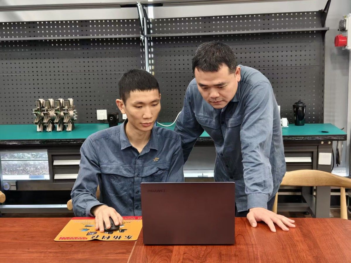 690c4f166b8e45156f32979e_m.jpeg 690c4f166b8e45156f32979e_m.jpeg